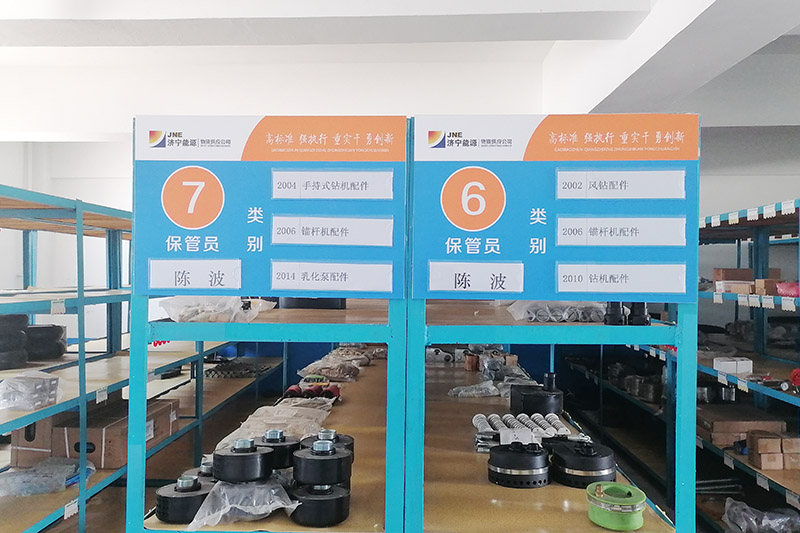 义桥分部制作新牌板1.jpg